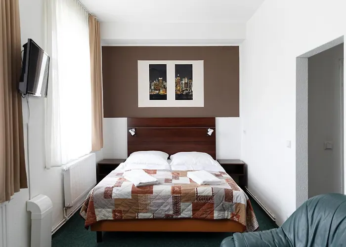 Polonia - Frankfurt/oder 3* فرانكفورت أودر